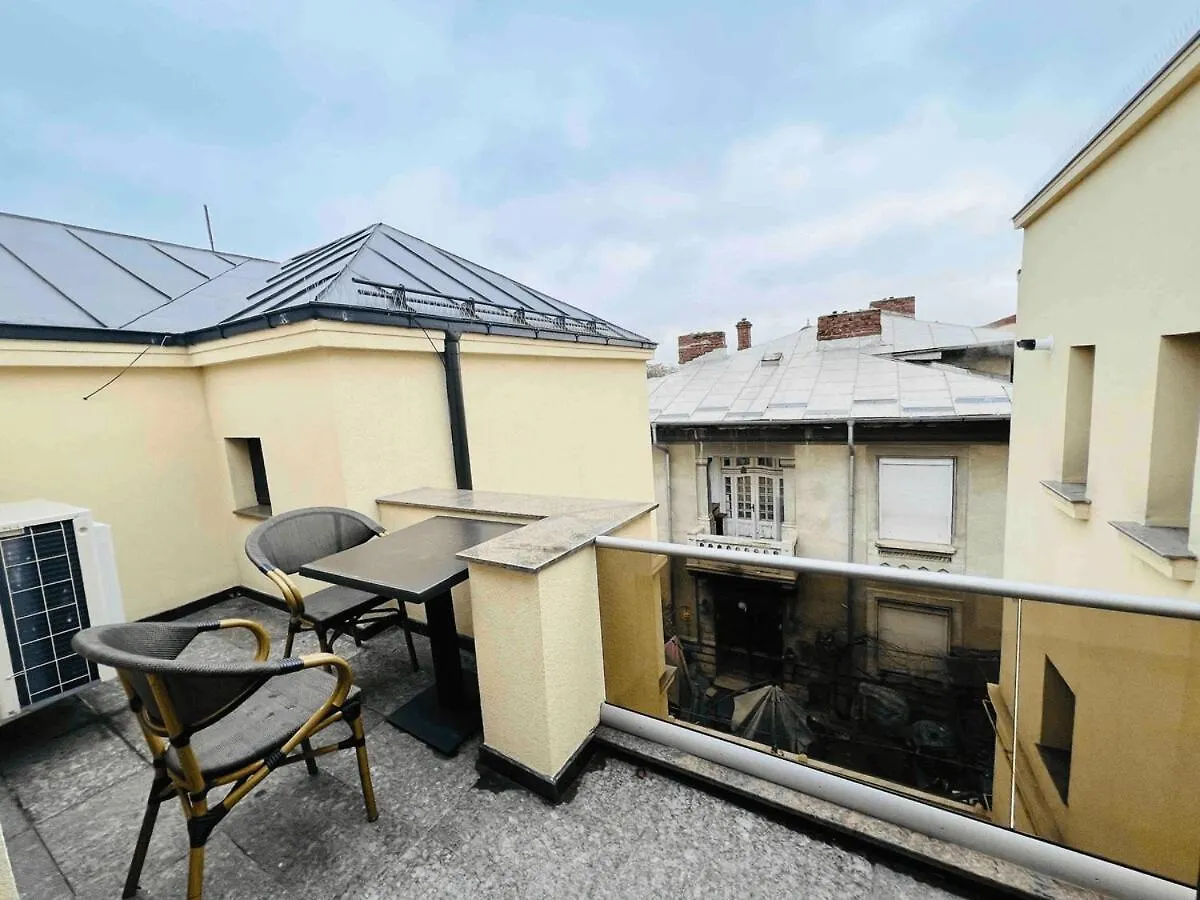 Chic 3Br Scandinavian Retreat - Central 110Sqm Bucareste